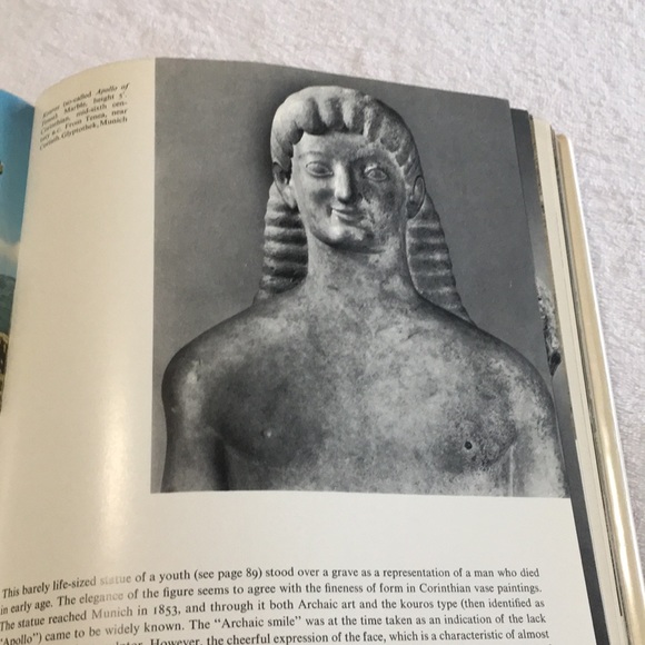 Art of Crete, Mycenae, & Greece. 7 1/2”x9” coffee table book by German Hafner - Picture 8 of 16